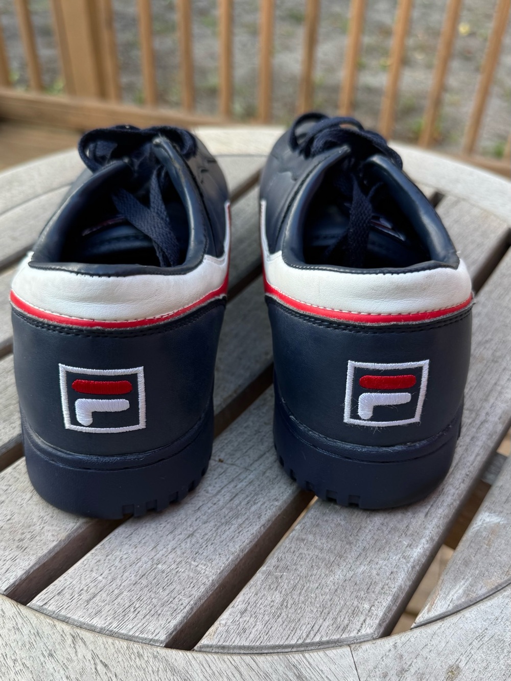 FILA original retro inspired fitness trainers, men’s size 7, like new